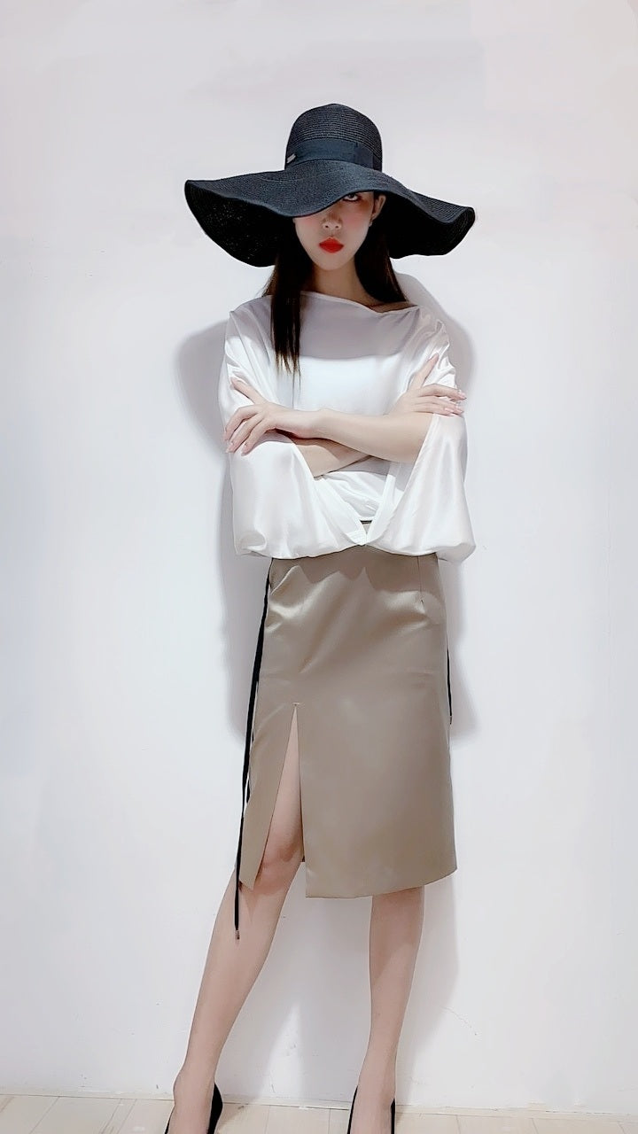 2020 Hot Selling VLUEE Women's Flowy Short Sleeve Loose Fit and High Waist Split A Line Mid Skirt