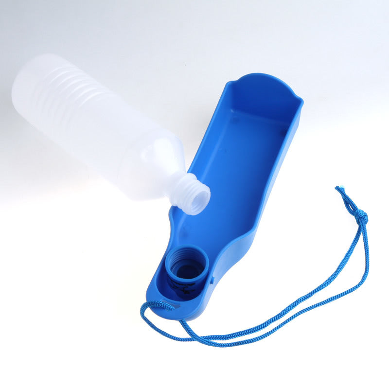 Potable Pet Water Feeding Drink Bottle Dispenser 500ml