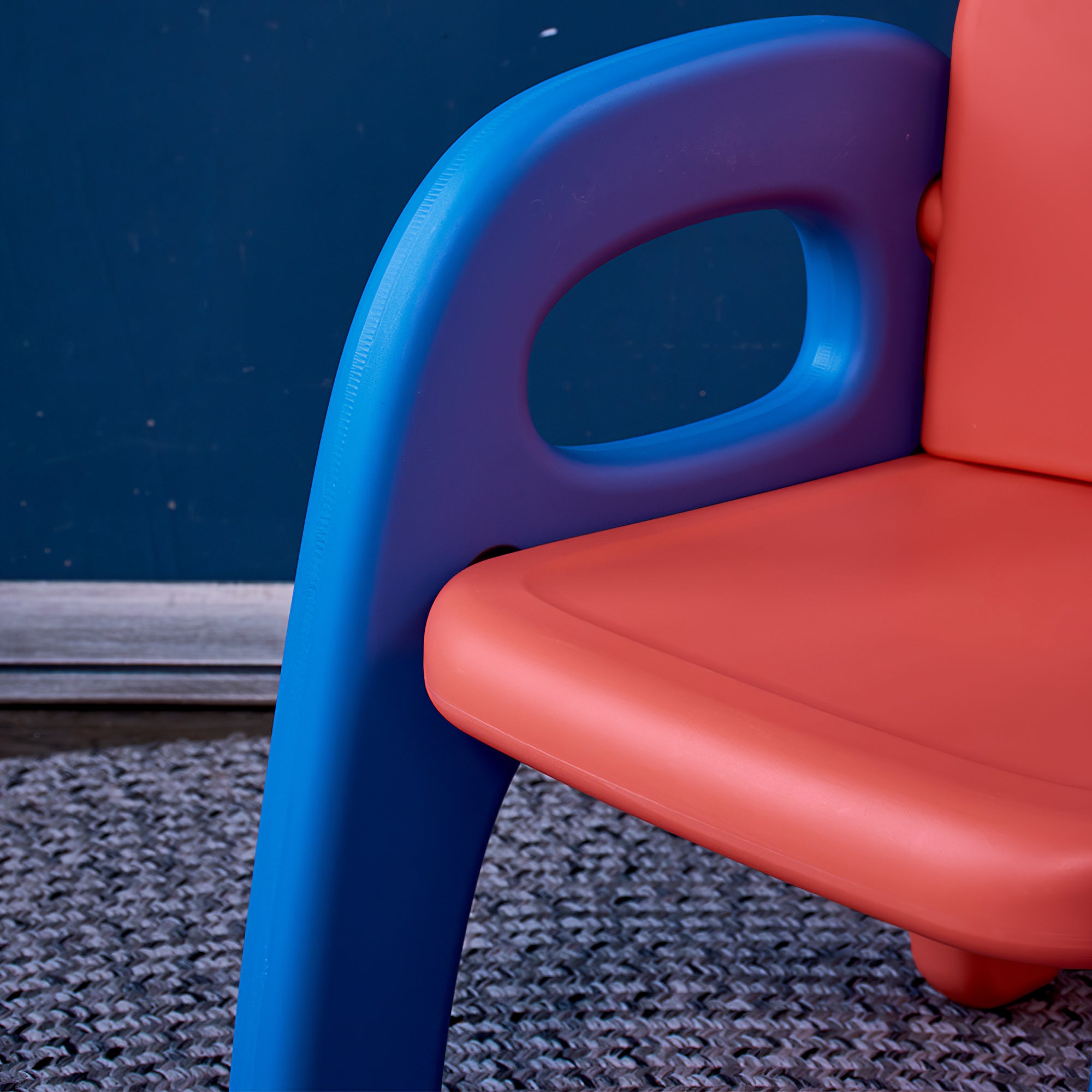 Free shipping The set of the dinosaur modeling table and shair for children Children's desk YJ