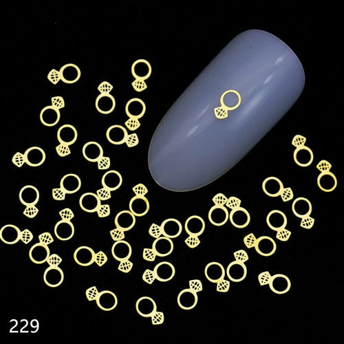 100pcs Heart Nail Decals Metal Stud lOVE Nailart Rivet Charms DIY Nails Accessories 3D Nail Art Decorations