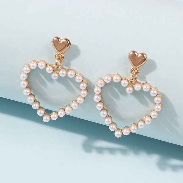 Women Elegant White/Black Simulated Pearls Statement Earrings Big Small Circle Round Metal Gold Hoop Earrings Nightclub Jewelry