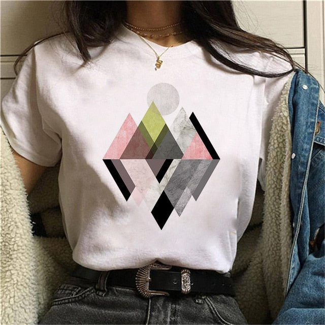 Beautiful geometry printed t shirt women 90s Graphic T-shirt Harajuku Tops Tee Cute Short Sleeve animal tshirt Female Tshirts