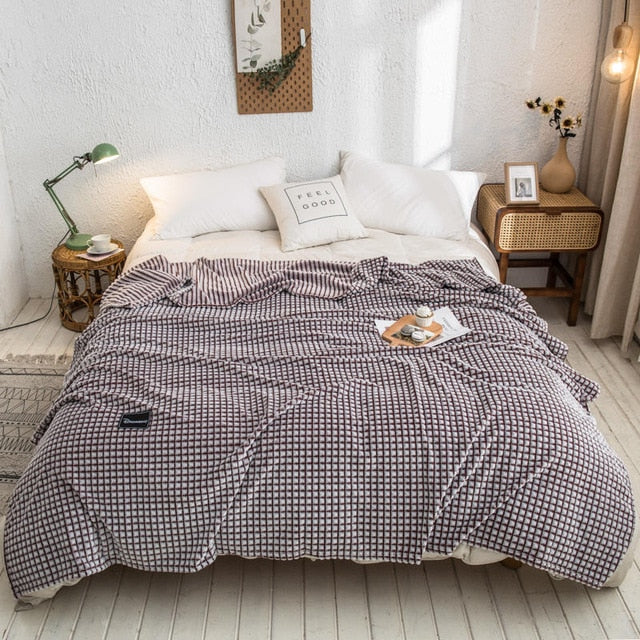 Bonenjoy Flannel Plaid for Beds Coral Fleece Blankets Gray Color Plaids Single Flannel Bedspreads Soft Warm Blankets for Bed