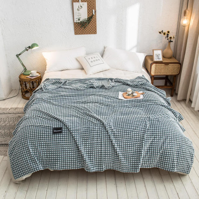 Bonenjoy Flannel Plaid for Beds Coral Fleece Blankets Gray Color Plaids Single Flannel Bedspreads Soft Warm Blankets for Bed