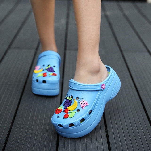 Summer Women Clogs Platform Garden Sandals Cartoon Fruit Slippers Slip On For Girl Beach Shoes Fashion Slides Outdoor