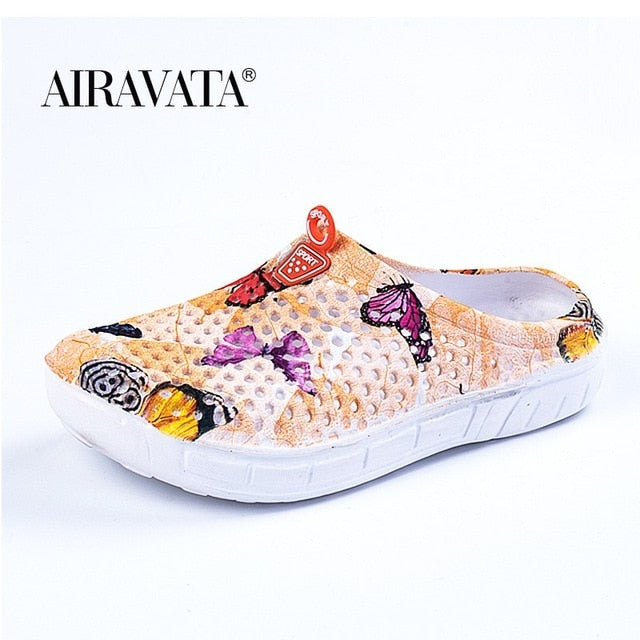 Women Fashion Clogs Beach Sandals Hollow Shoes Travel Outdoor Leisure Slippers Garden Clogs