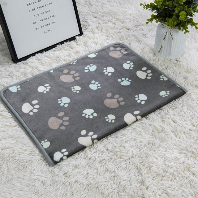 Dog Claw Towel Rug Pet Mat dog Bed Winter Warm Cat coral velvet Towel Blanket Sleeping Cover Towel cushion pet supplies