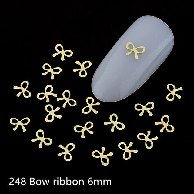 100pcs Heart Nail Decals Metal Stud lOVE Nailart Rivet Charms DIY Nails Accessories 3D Nail Art Decorations