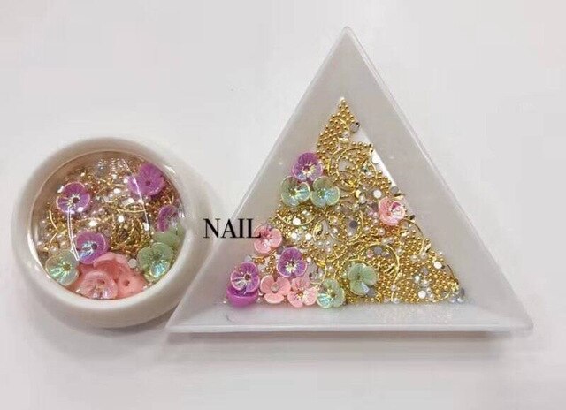 nail art shell flower jewelry opal Japanese pearl rivet diamond 3D Nail art charms, shell flowers, Alloy jewelry, Rhinestones,