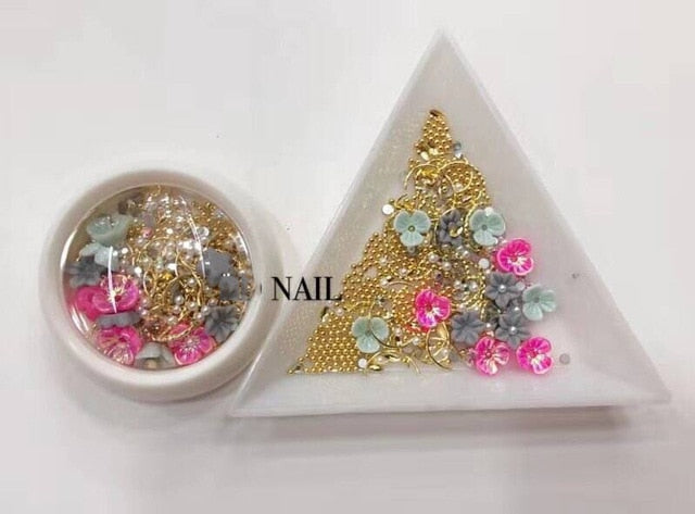 nail art shell flower jewelry opal Japanese pearl rivet diamond 3D Nail art charms, shell flowers, Alloy jewelry, Rhinestones,