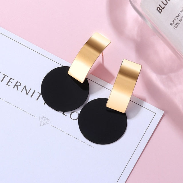 POXAM New Korean Statement Earrings for women Black Cute Arcylic Geometric Dangle Drop Gold Earings Brincos 2020 Fashion Jewelry