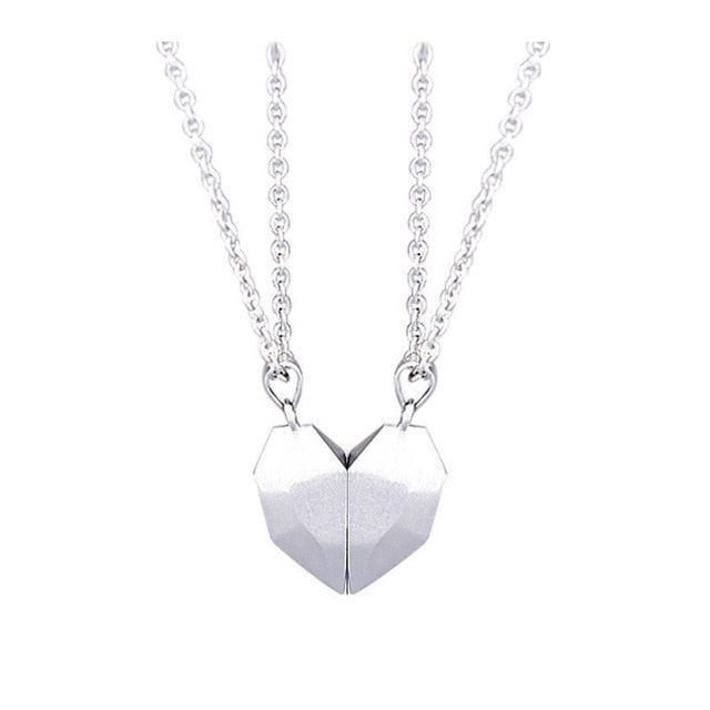 2Pcs Magnetic Couple Necklace Lovers Heart Pendant Distance Faceted Charm Necklace Women Valentine's Day Gift 2021