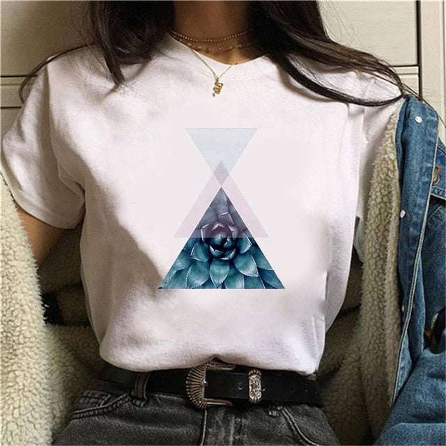 Beautiful geometry printed t shirt women 90s Graphic T-shirt Harajuku Tops Tee Cute Short Sleeve animal tshirt Female Tshirts